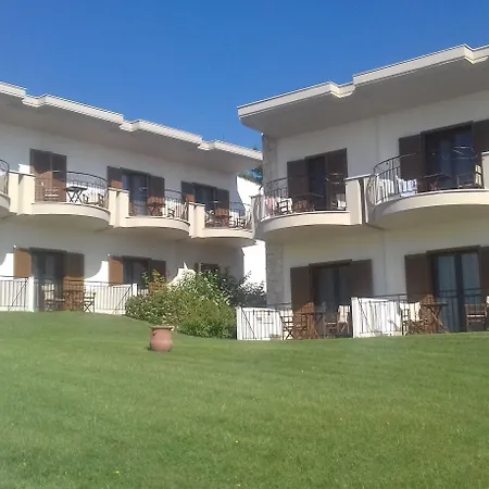 Aegean Blue Апарт-отель 4*